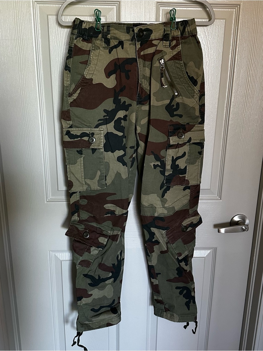 Women’s Camo Jogger Pants